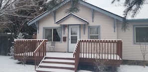 The Saginaw Vacation home in winter