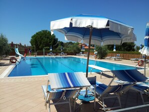 Utomhuspool