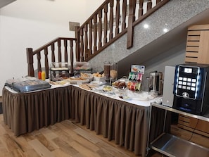 Breakfast buffet