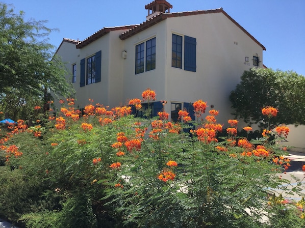 "The Paseo" at Legacy - Villa Exterior