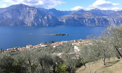 Stella apartment with lake and Monte Baldo view for 2/5 people