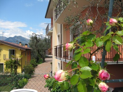 Stella apartment with lake and Monte Baldo view for 2/5 people