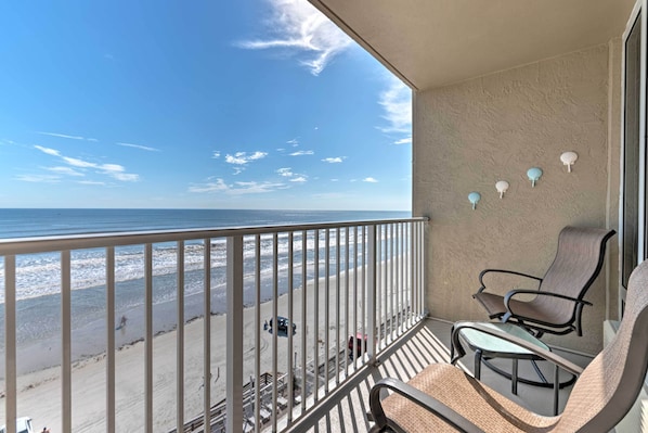 Daytona Beach Shores Vacation Rental | Studio | 1BA | 500 Sq Ft