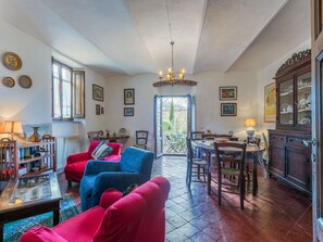 Meubles, Mur, Design Intérieur, Domicile, Chaise, Sol, Porte, Canapé, Plante D'Appartement, Salon