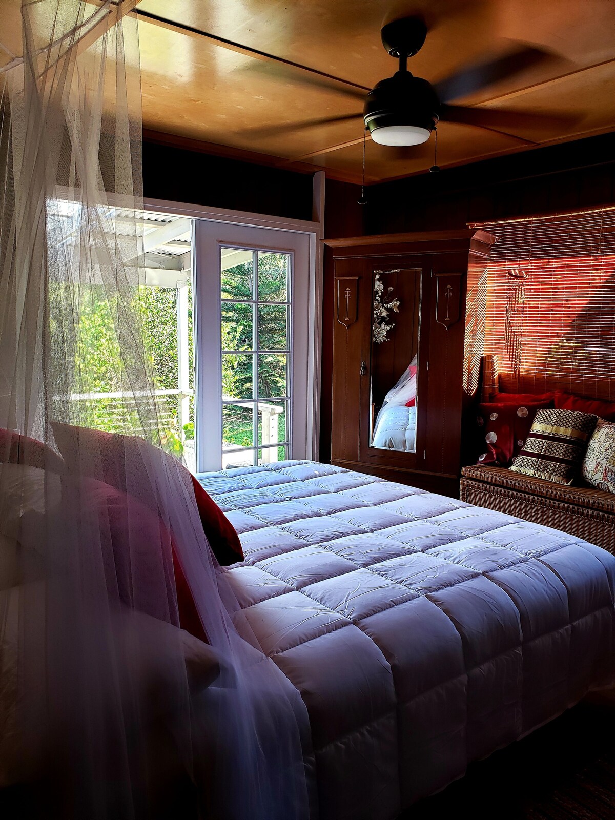 2 Bedrooms / 2 Bath Oceanfront Cliff House On Hamakua Coast