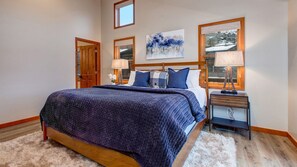 Beautiful King Master Bedroom on Top Floor