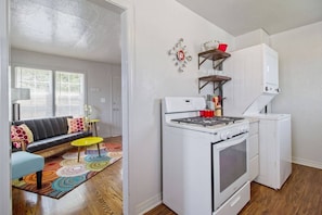 Stove, laundry