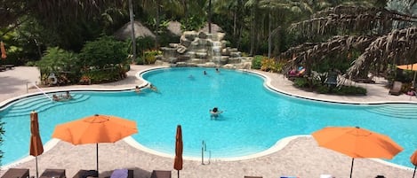 RESORT POOL