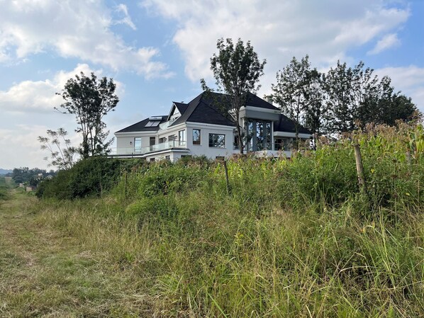 Main house with apartments