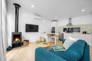Living  / Lounge areas