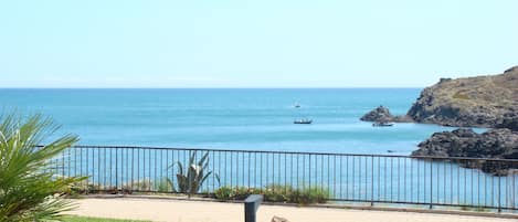 LA VUE MER DEPUIS DE LA TERRASSE