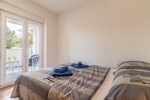Enjoy in the mornings with a cup of coffee on the terrace of the bedroom