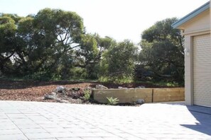 Front yard view