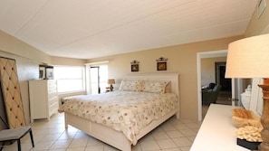Master Bedroom is spacious and overlooks the ocean. Direct access to balcony. 