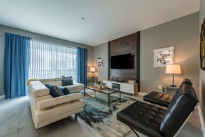 Living Room with 55"Smart TV