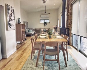 Dining lounge