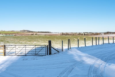 Luxury cottage in countryside setting near to St Andrews perfect for golfers 