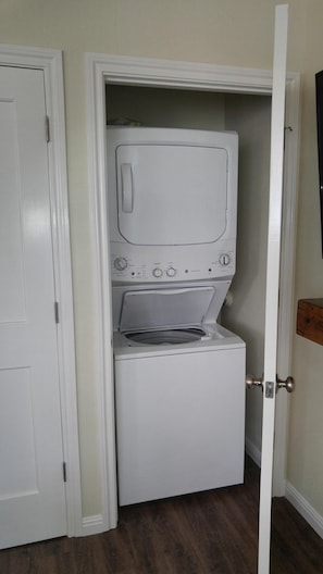 Full sized washer/dryer