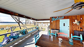 Come enjoy a peaceful and serene vista of the lake with family and friends.