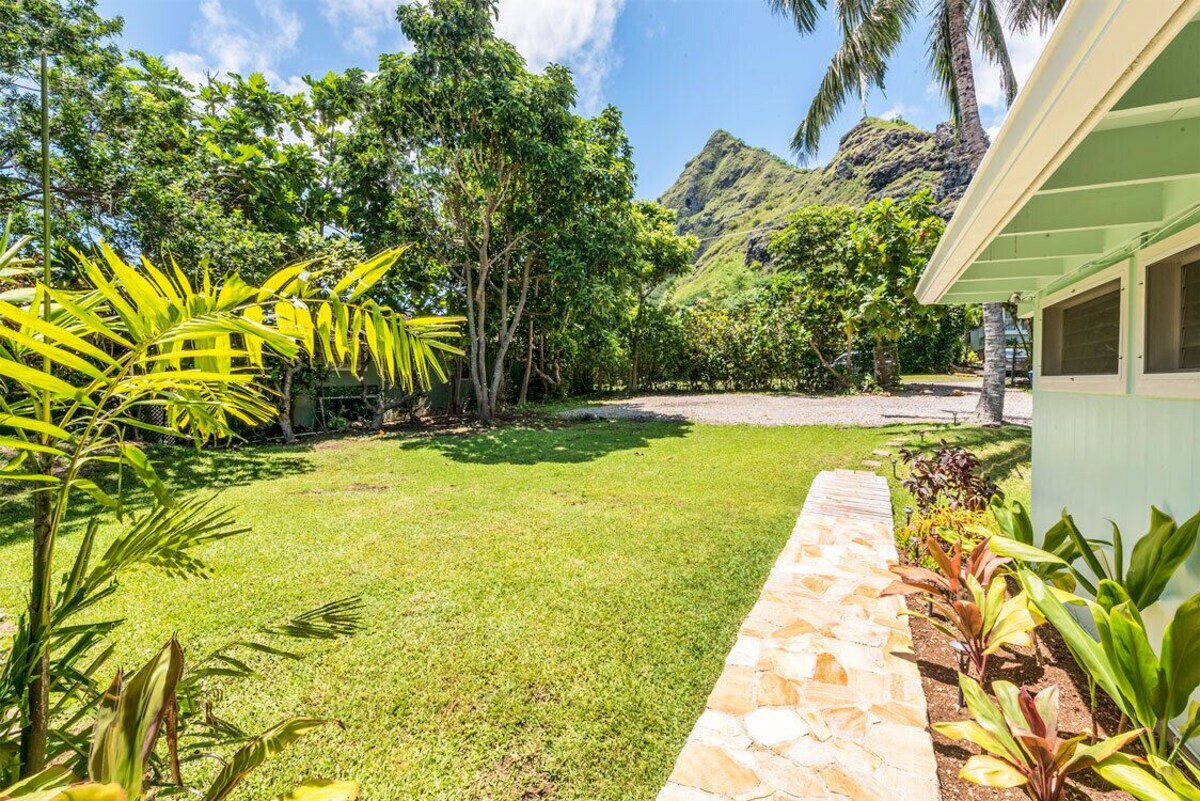 Kaaawa Home With Mountain View’s – 30 Day Min