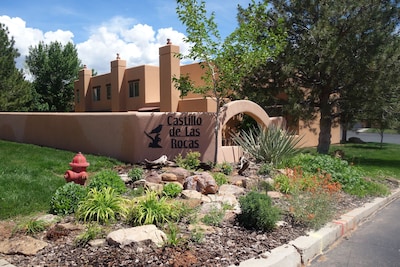 Family and Pet Friendly Condominium in Moab by Golf Course 