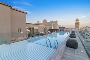 Rooftop pool