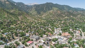 Located in beautiful Manitou Springs located at the base of Pikes Peak