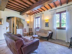 Möbel, Eigentum, Gebäude, Bilderrahmen, Couch, Fenster, Holz, Komfort, Interior Design, Wohnzimmer