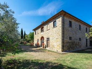 Ciel, Plante, FenĂȘtre, Nuage, BĂątiment, Arbre, Lot Terre, Herbe, Porte, Maison