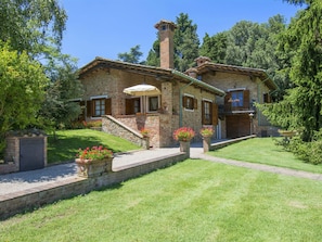 Plante, Ciel, Fenêtre, Bâtiment, Propriété, Fleur, Pot De Fleur, Arbre, Maison, Lot Terre