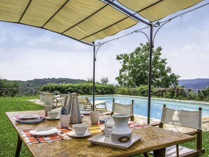 Property, Table, Real Estate, House, Home, Building, Shade, Patio, Estate, Tree
