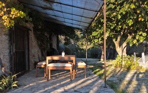 Espace dinatoire de la terrasse