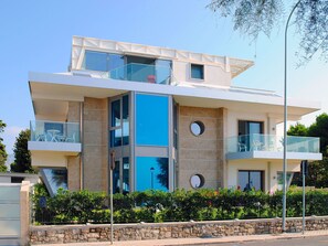 Propiedad, Casa, Casa, Barrio Residencial, Edificio, Arquitectura, Bienes Raíces, Barrio, Departamento, Fachada