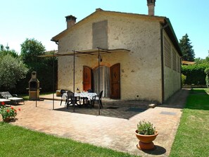 Proprietà, Casa, Costruzione, Villetta, Casa, Immobiliare, Cortile, Agriturismo, Architettura, Estate