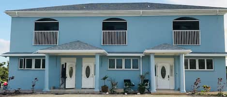 This is IT! Your Royal Hideaway Retreat. 3 Luxury Townhouses in Paradise!