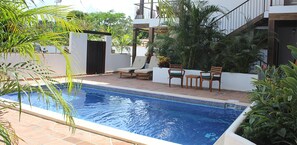 Utomhuspool