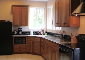 Open Kitchen and Dining area