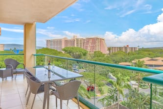 Maui Resort Rentals: Honua Kai Konea 632 – Upgraded 6th Floor Corner 2BR, Partial Ocean AND West Maui Mountain Views