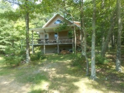 Mountain views, total seclusion Southern Bedford County, PA - Big Discounts!