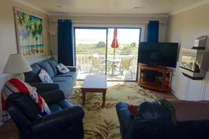 Living Room- Direct Ocean Front