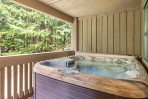 Bain à remous extérieur