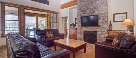 Spacious living room with vaulted ceilings