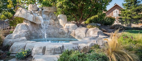 Enjoy Complete Relaxation in Wine Country with a Luxury Spa