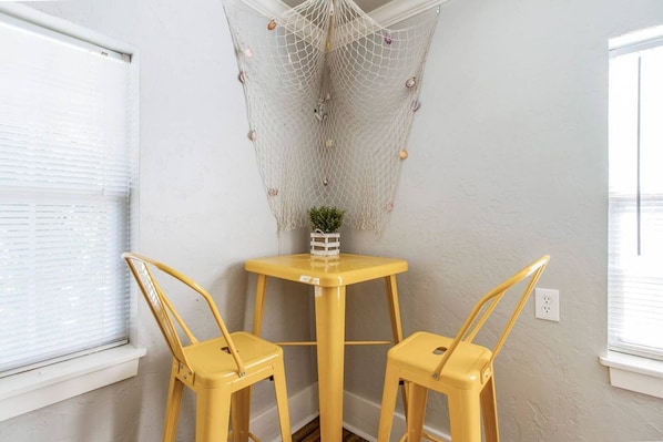 Dining nook
