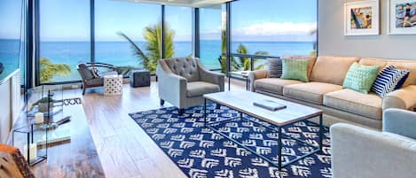 Living room with spectacular ocean views 