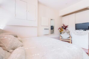 Bedroom with Satellite TV