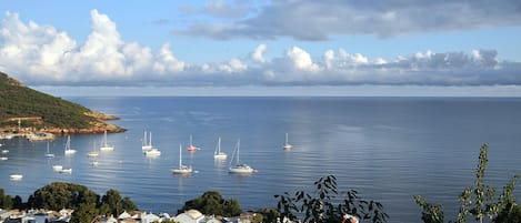 Vue sur le Golfe de Galéria