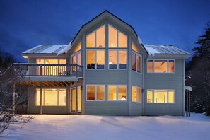 The Perfect Ski Home! Only 2 Minutes from Bretton Woods