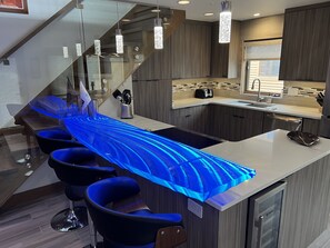 Choose what color you want the kitchen island to be!