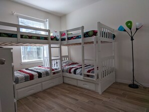 Bedroom 4 with bunk beds
